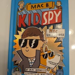 Scholastic Mac B. Kid Spy Adventure Book - Blue and Orange
